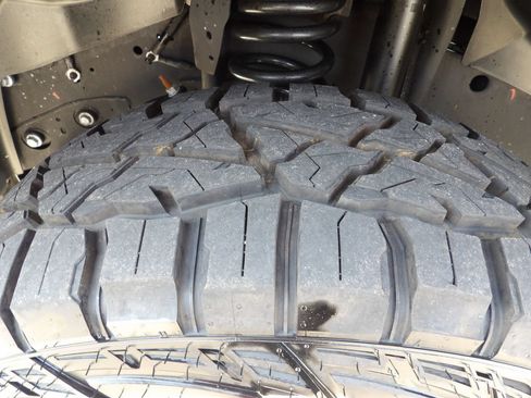 Used 2024 RAM 2500 Big Horn AWD/4WD image 56