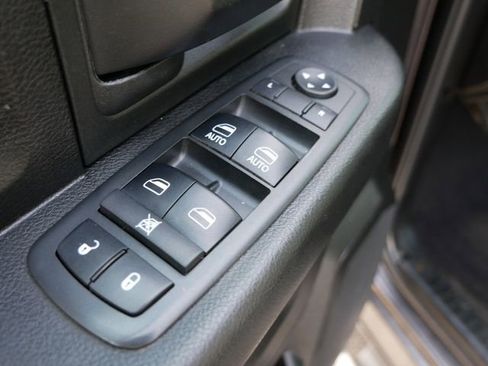 Used 2019 RAM 1500 Express w/ Express Value Package image 19