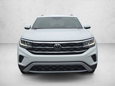 Used 2023 Volkswagen Atlas Cross Sport SE FWD image 2
