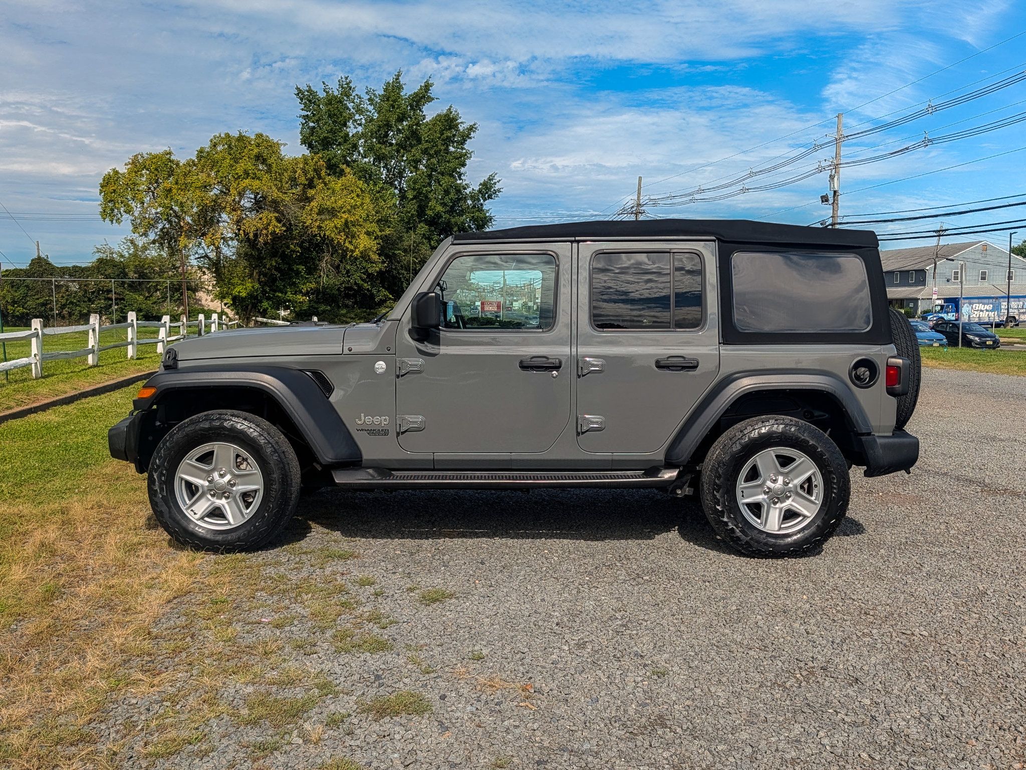 Used 2019 Jeep Wrangler Unlimited Sport S AWD/4WD image 10