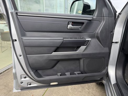 Used 2024 Toyota Tundra Platinum image 11