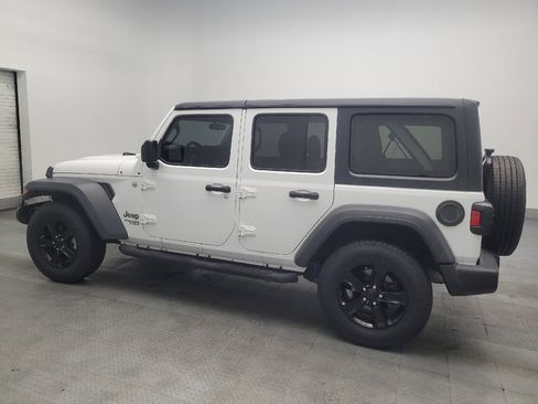 Used 2019 Jeep Wrangler Unlimited Sport S AWD/4WD image 3