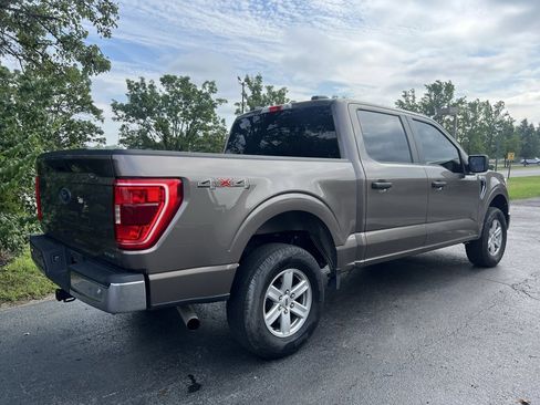 Used 2022 Ford F150 XLT image 3