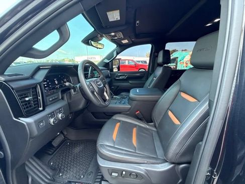 Used 2024 GMC Sierra 2500 AT4 w/ AT4 Premium Plus Package AWD/4WD image 30