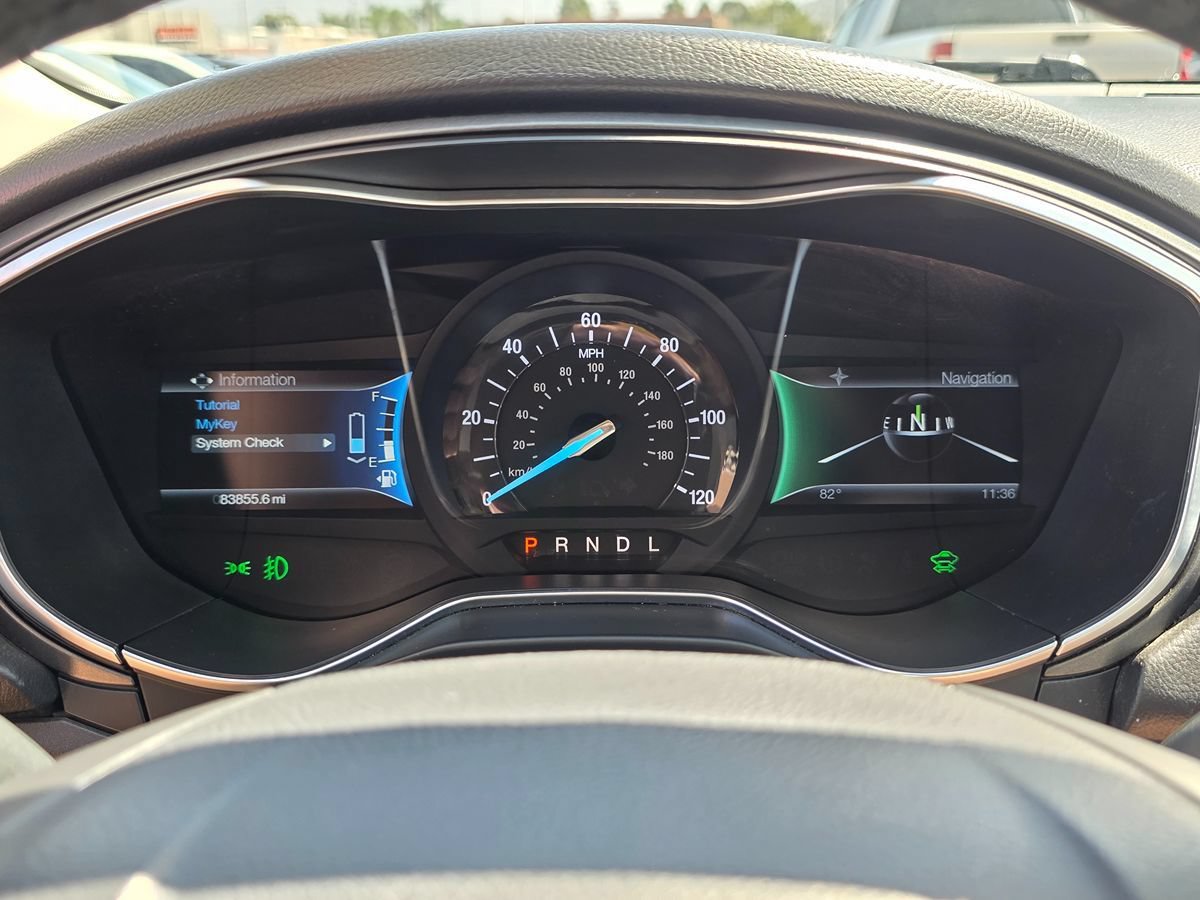 Used 2014 Ford Fusion Titanium FWD image 32