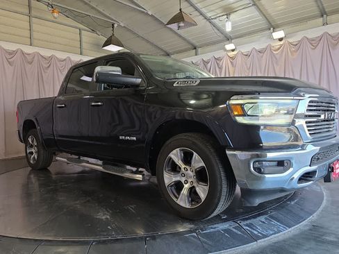 Used 2020 RAM 1500 Laramie AWD/4WD image 10