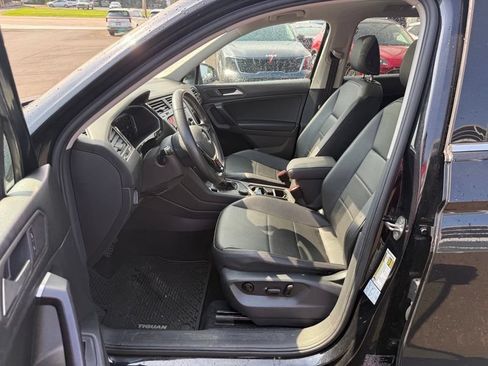 Used 2021 Volkswagen Tiguan SEL AWD/4WD image 9