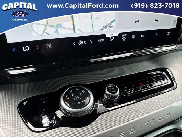 Certified 2025 Ford Expedition Active AWD/4WD image 30