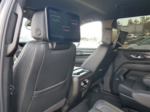 Used 2024 GMC Yukon Denali w/ Advanced Technology Package image 15