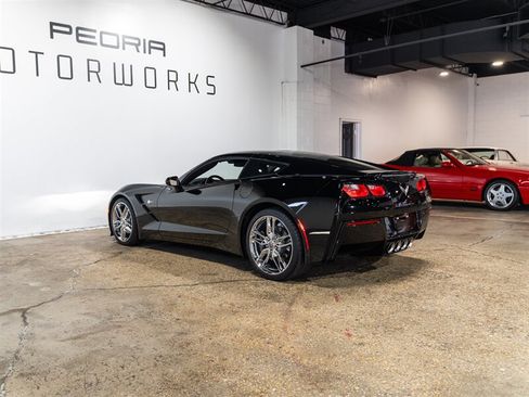 Used 2019 Chevrolet Corvette Stingray Coupe w/ 1LT RWD image 7