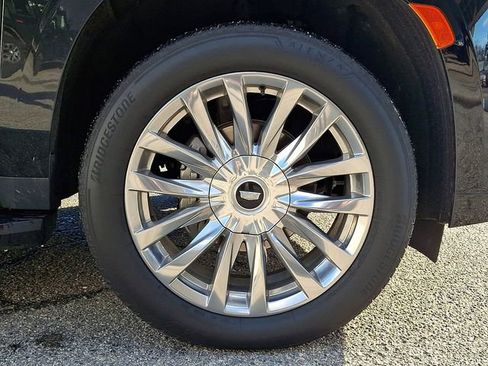 Certified 2023 Cadillac Escalade Premium Luxury AWD/4WD image 10
