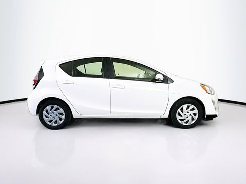Used 2015 Toyota Prius C Two image 10
