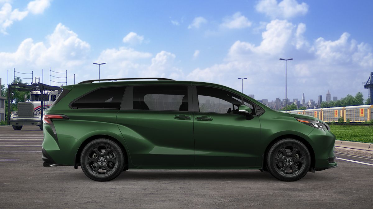New 2026 Toyota Sienna XLE Woodland Edition AWD/4WD image 12