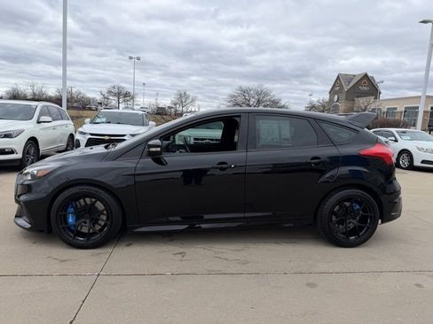 Used 2017 Ford Focus RS image 4