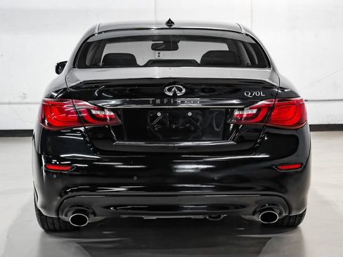 Used 2019 INFINITI Q70 L 3.7 RWD image 10