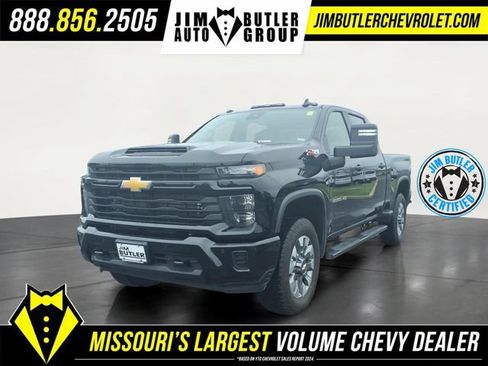 Used 2026 Chevrolet Silverado 2500 Custom w/ Custom Value Package AWD/4WD image 1