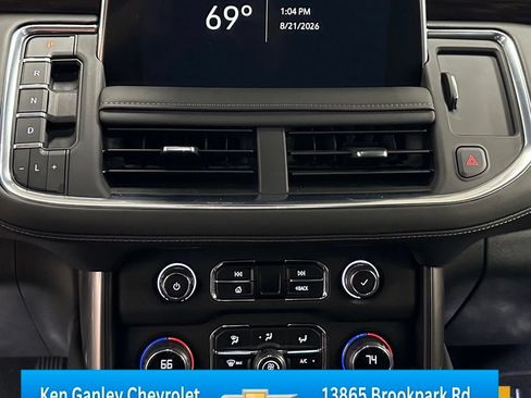 Used 2023 Chevrolet Tahoe LT w/ Luxury Package AWD/4WD image 16