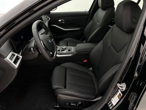 Certified 2025 BMW 330i xDrive 330i xDrive w/ Convenience Package image 11