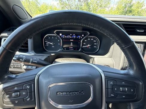 Used 2021 GMC Yukon Denali AWD/4WD image 11