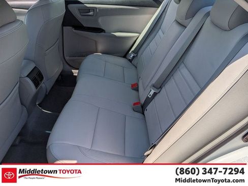 Used 2017 Toyota Camry XLE w/ Moonroof Package FWD image 36