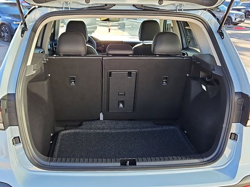 New 2026 Volkswagen Taos SE image 6