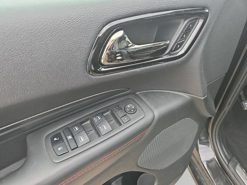 Used 2024 Dodge Durango GT AWD/4WD image 19