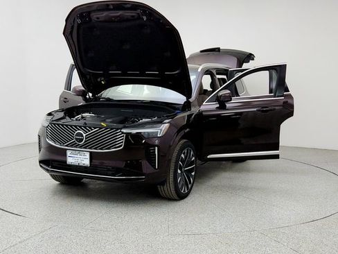 New 2026 Volvo XC90 T8 Ultra w/ Protection Package Premier image 9