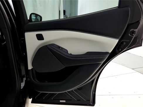 Used 2023 Ford Mustang Mach-E Premium image 29