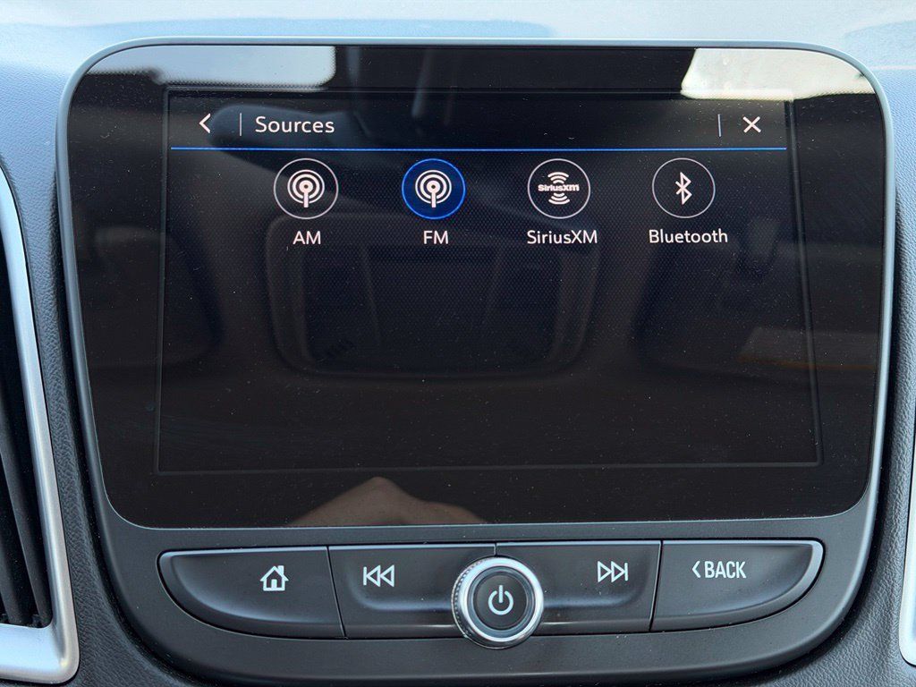 Used 2025 Chevrolet Malibu LT FWD image 29