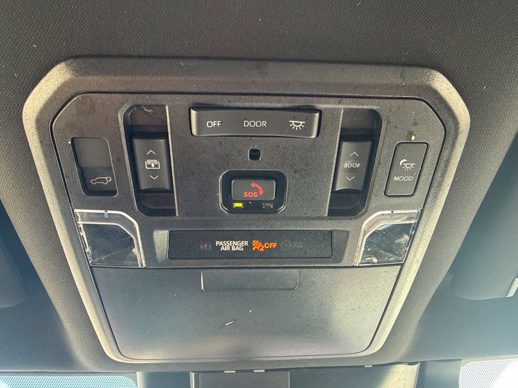 Used 2023 Toyota Sequoia Platinum AWD/4WD image 18
