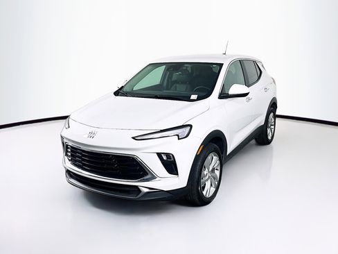 Used 2025 Buick Encore GX Preferred image 3