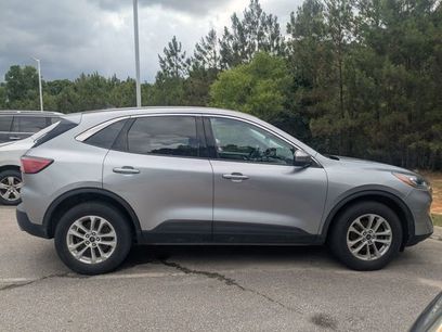 Used 2021 Ford Escape SE w/ Convenience Package