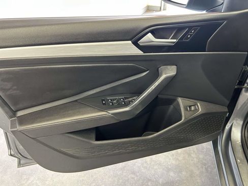 Used 2025 Volkswagen Jetta Sport FWD image 16