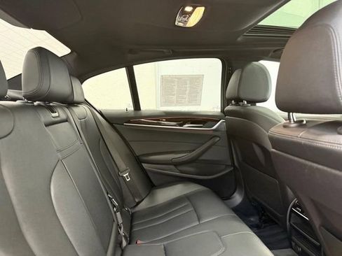 Used 2020 BMW 530i xDrive 530i xDrive image 8