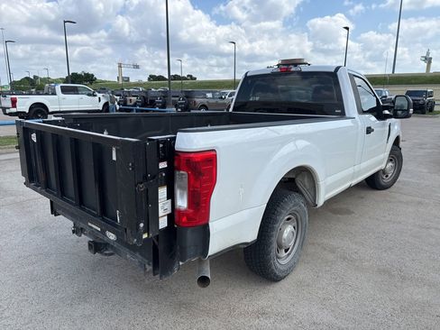 Used 2019 Ford F250 XL w/ Power Equipment Group image 8