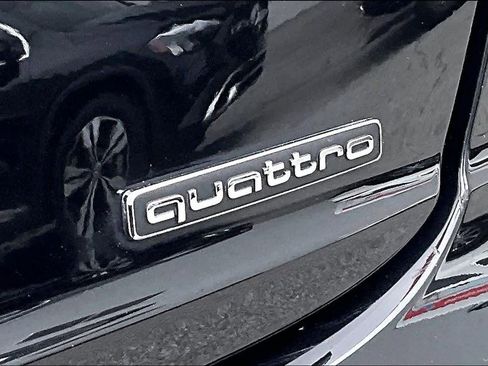 Used 2020 Audi Q8 Premium Plus image 9