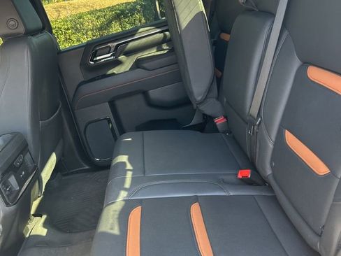 Used 2024 GMC Sierra 2500 AT4 w/ AT4 Premium Plus Package image 32