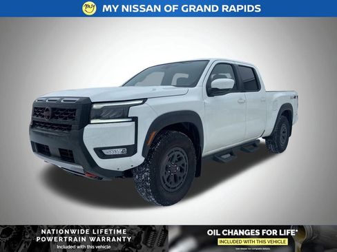 New 2026 Nissan Frontier PRO-4X w/ Pro-4x Convenience Package image 7