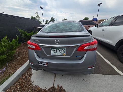 Used 2013 Nissan Sentra SR w/ Premium Pkg FWD image 4