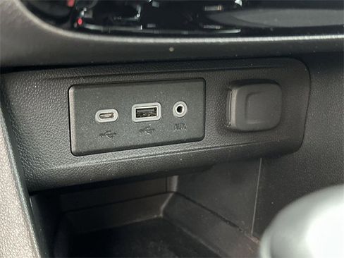 Used 2023 Buick Encore GX Select w/ Sport Touring Package image 36