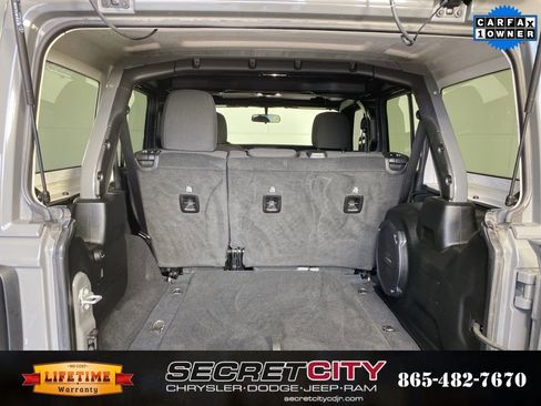 Used 2022 Jeep Wrangler Unlimited Sport image 28