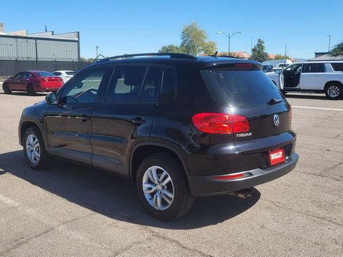 Used 2016 Volkswagen Tiguan S image 5