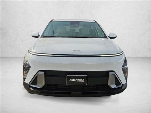 New 2026 Hyundai Kona SE image 6
