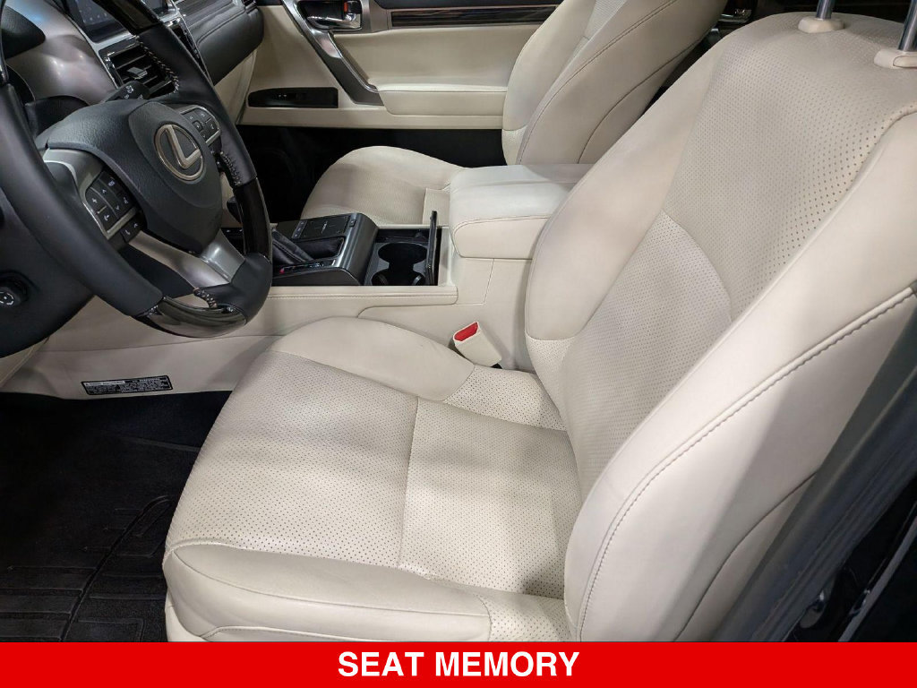 Used 2023 Lexus GX 460 Luxury w/ Sport Design Package AWD/4WD image 12