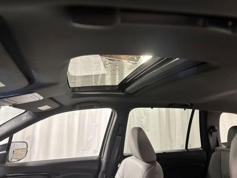 Certified 2019 Honda Passport Touring image 31