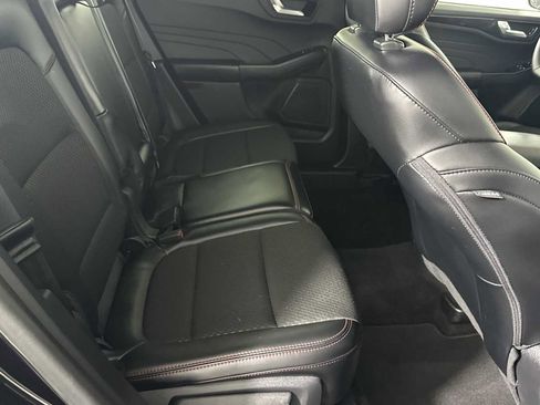 Used 2025 Ford Escape ST-Line AWD/4WD image 18