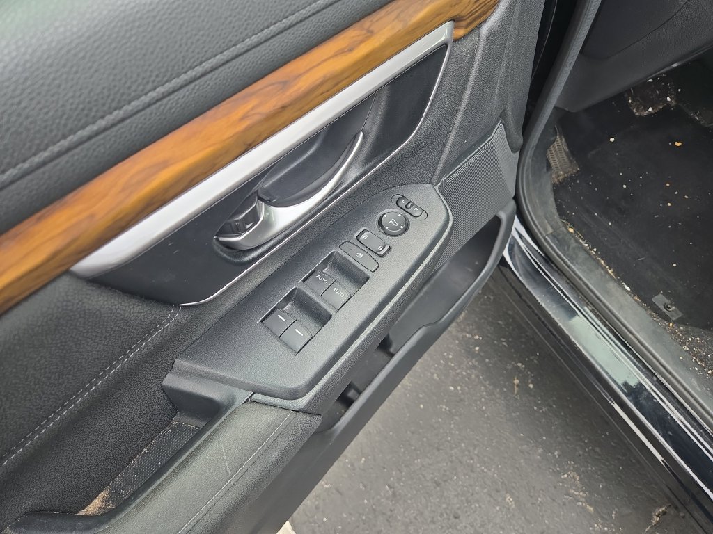 Used 2018 Honda CR-V EX image 12
