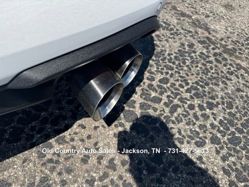 Used 2022 Ford Mustang GT w/ Equipment Group 301A RWD image 14