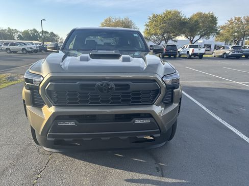 New 2026 Toyota Tacoma TRD Sport image 2