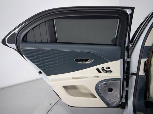 Used 2020 Bentley Flying Spur W12 w/ First Edition Specification image 43